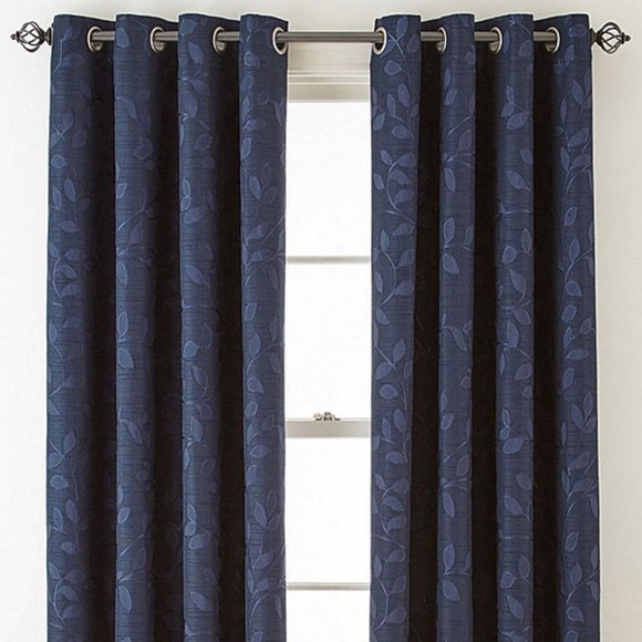 Liz Claiborne Accents 2 Liz Claiborne Quinn Leaf Indigo Curtain